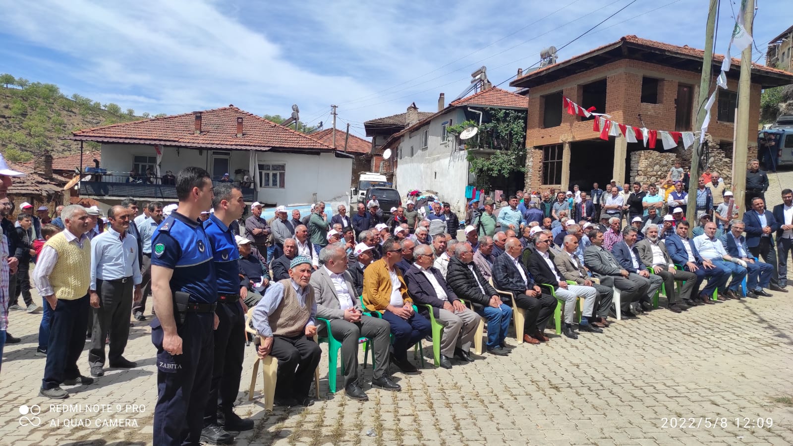 Ahmetler Mahallesi Çok Amaçlı Salon Açılışına Yoğun Katılım