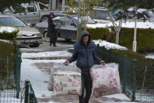 Demirci’den 2 Tır ve 1 Kamyon Yardım Eşyası Bölgeye Gönderildi